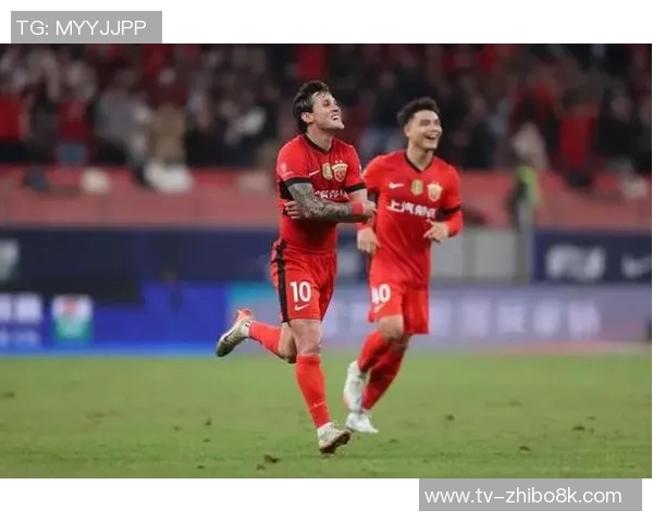 海港队只需末轮拿一分即可锁定中超三连冠优势明显前景乐观 海港队只需末轮拿一分即可锁定中超三连冠优势明显前景乐观