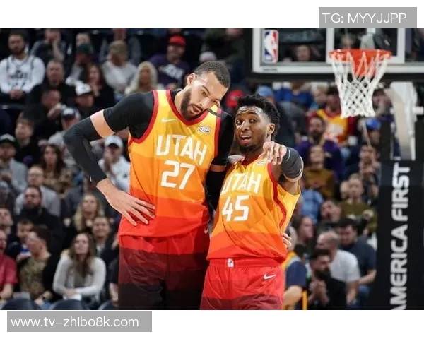 芬奇称赞戈贝尔防守能力极强认为他是联盟顶尖防守球员之一